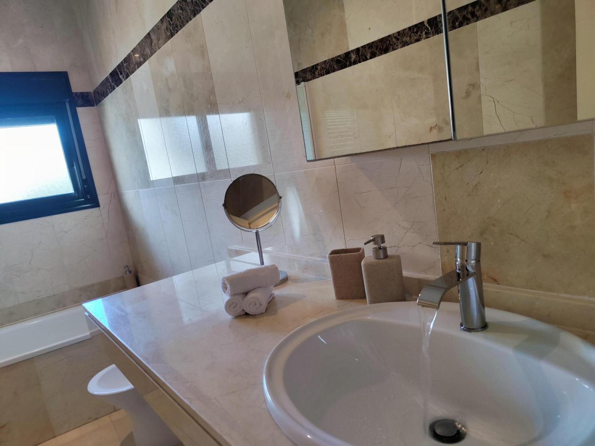 Luxury Duplex Infinity Pool Ehhouse Apartamento Estepona Exterior foto
