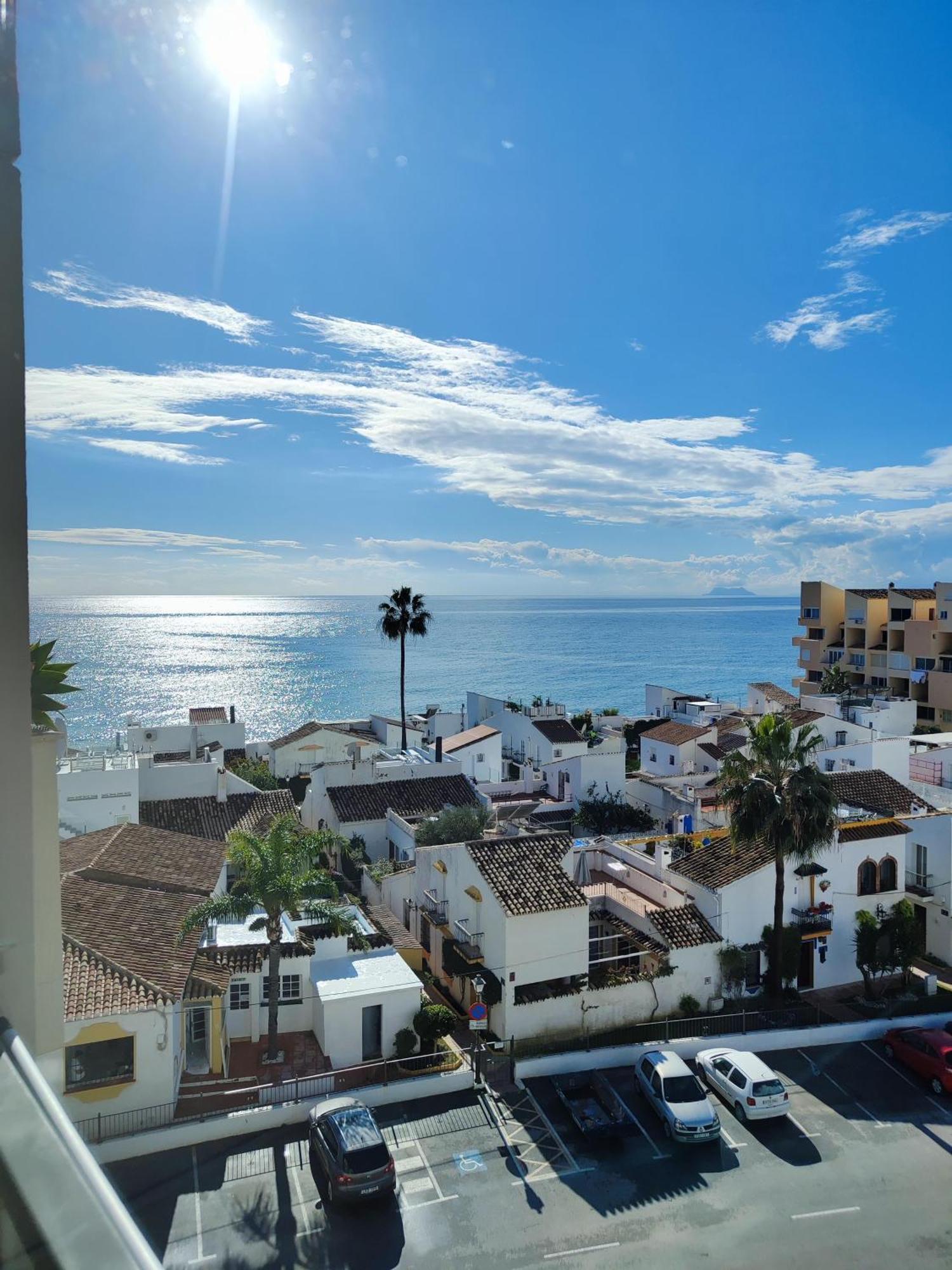 Luxury Duplex Infinity Pool Ehhouse Apartamento Estepona Exterior foto