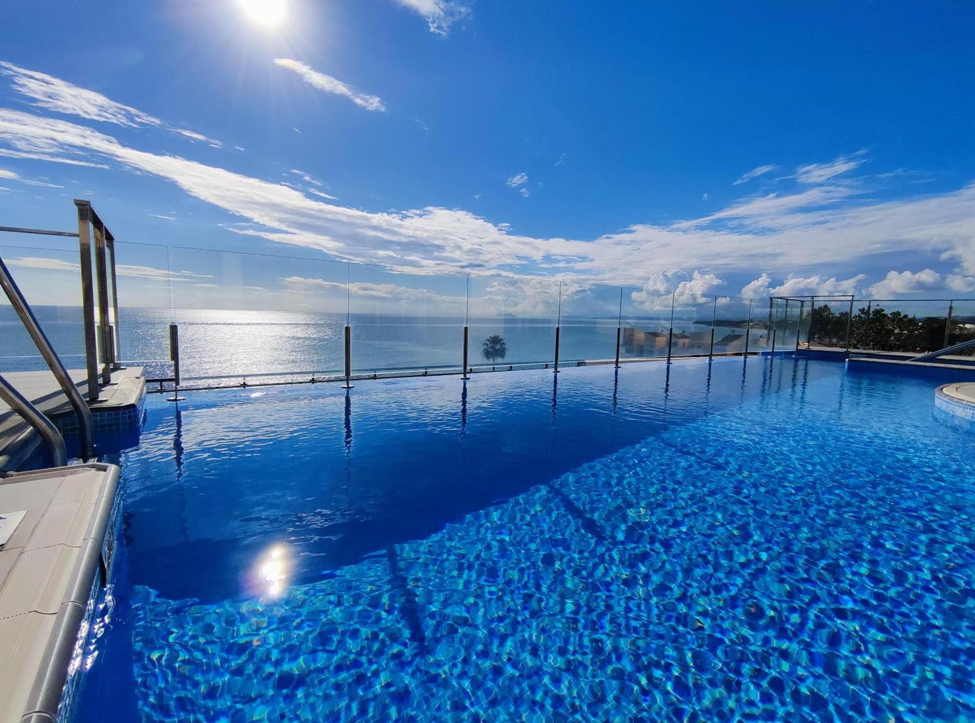 Luxury Duplex Infinity Pool Ehhouse Apartamento Estepona Exterior foto