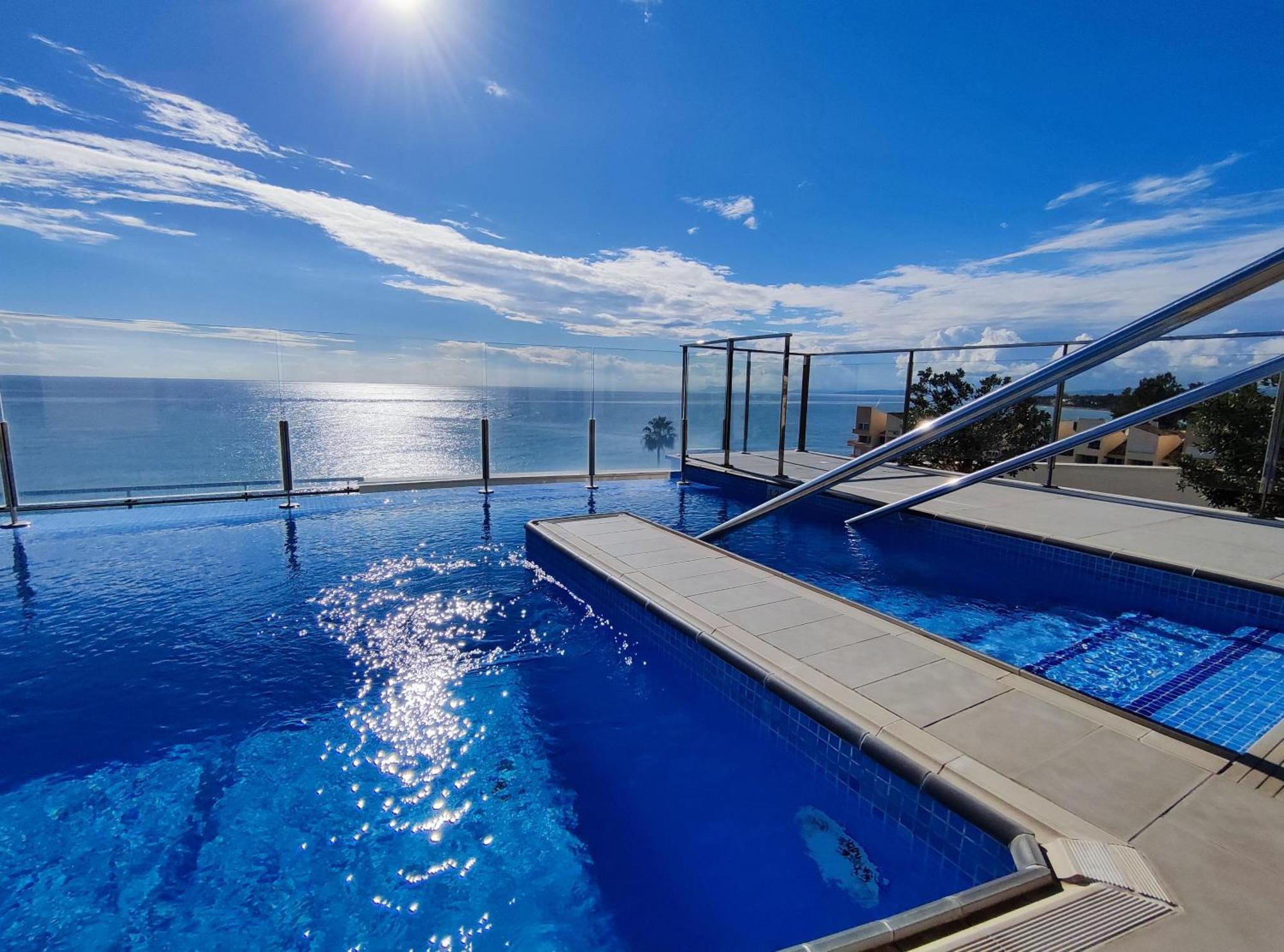 Luxury Duplex Infinity Pool Ehhouse Apartamento Estepona Exterior foto